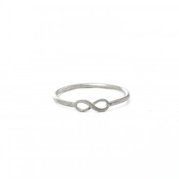 infinity+ring%2C+sterling+silver%2C+size+8