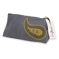 eat pray love large travel pouch